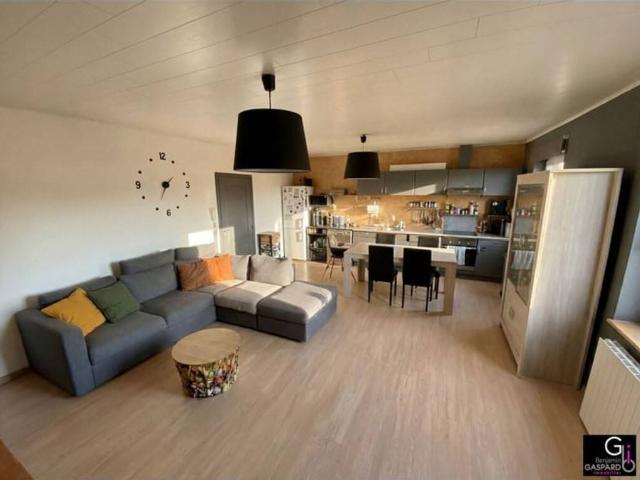 Appartement en Location à Hotton