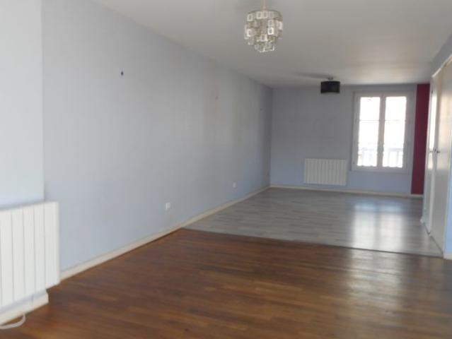 Appartement en location à La Ferté Saint Aubin