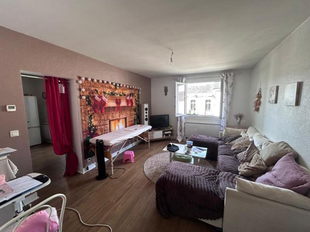 Appartement en location avec loggia 3 pièces à Souillac