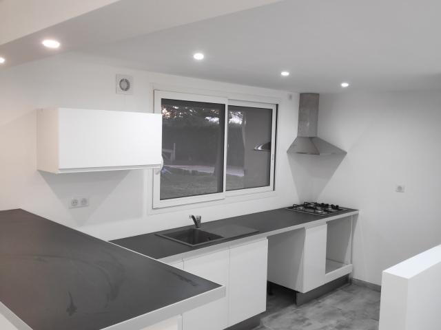Appartement en rez de chaussée à Salaise s/ Sanne