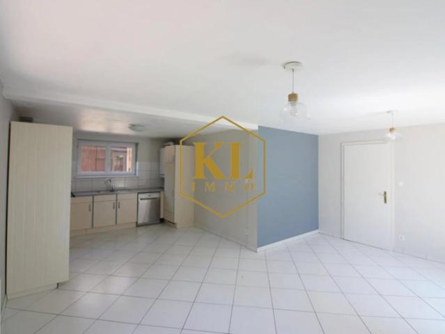 appartement en rez de jardin 133.88 m² 5 pîèces 3 chambres av