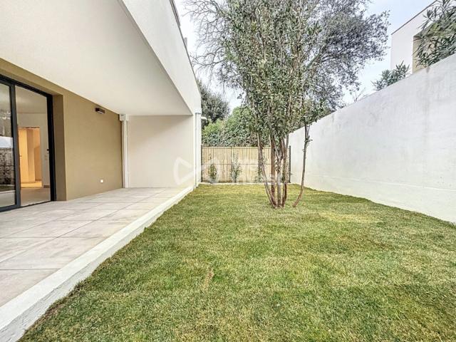 Appartement en rez de jardin