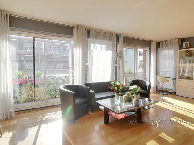 Appartement ensolleilé Paris 2 pièce s 50 m2