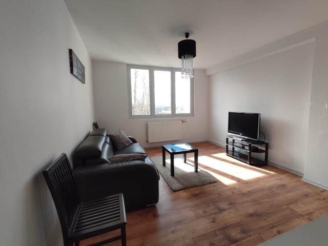 Appartement entierement meublé