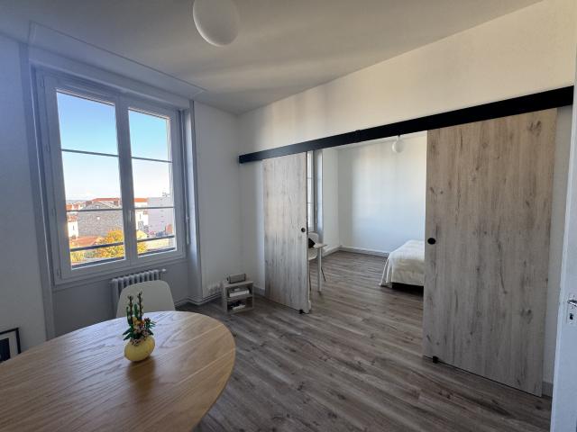 Appartement entièrement rénové