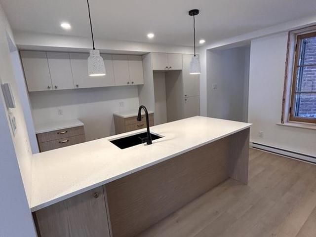 Appartement Entièrement Rénové