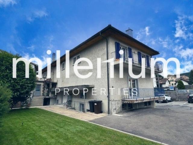 Appartement entièrement rénové au centre de Gimel