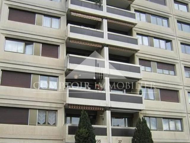 Appartement entièrement rénové situé au coeur du Petit Saconnex Comptoir Immobilier