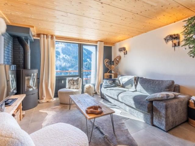 Appartement Entièrement rénové & proche pistes
