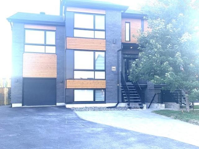 Appartement et Condo à Louer Court Terme 202 rue Du Pirée, Aylmer Gatineau 15 photos | Logis Québec