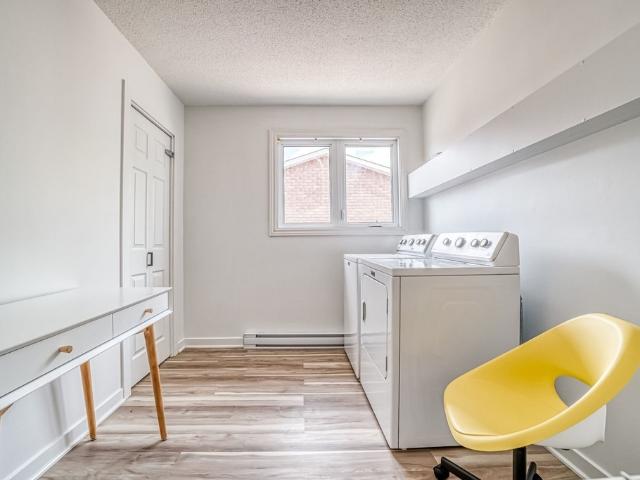 Appartement et Condo à Louer Court Terme 215 rue archambault, Hull Gatineau 10 photos | Logis Québec