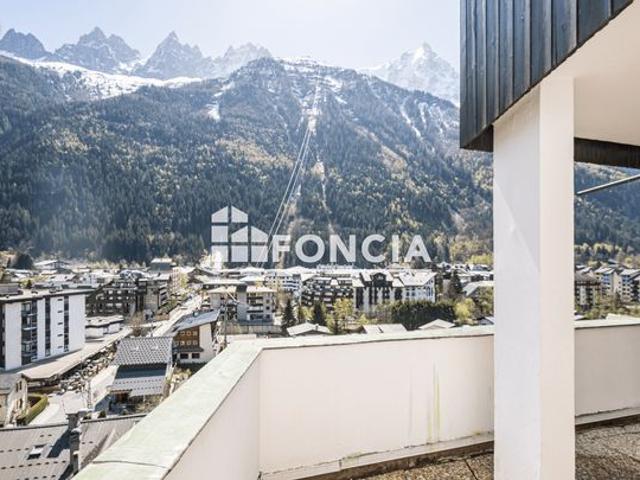 Appartement etage eleve centre ville