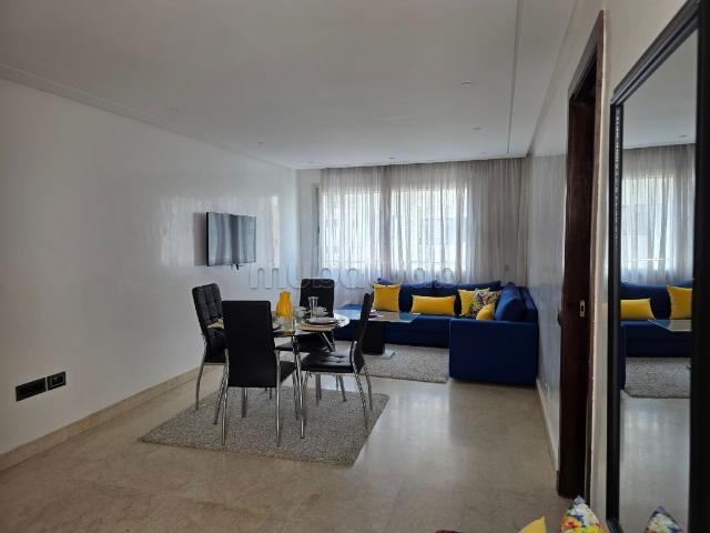 Appartement étage supérieur proche école Molière