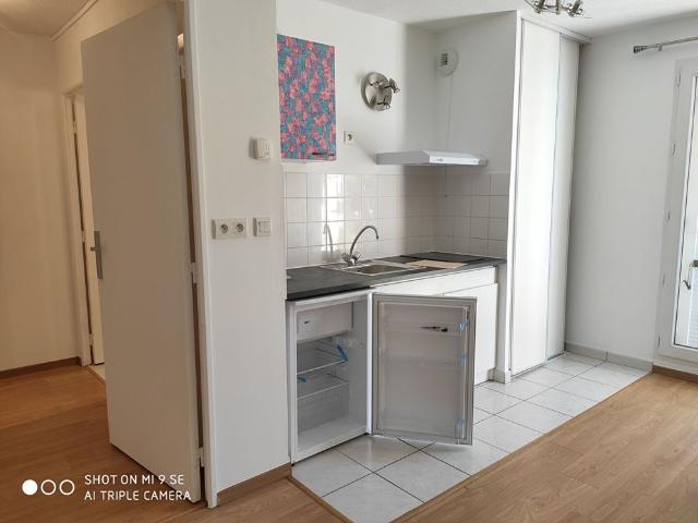 Appartement Etampes 1 pièce s 29.86 m2