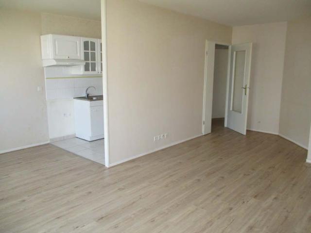 APPARTEMENT ETAMPES 3 pièce s 58.64 m2