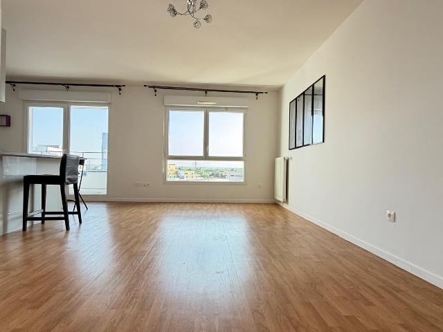 Appartement Evry Courcouronnes 4 pièce s 76.64 m2