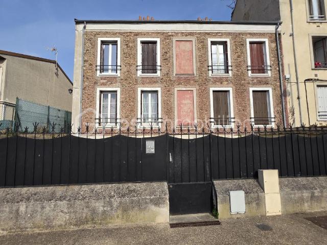 Appartement F3 50 m2 2 chambres jardin privatif 150 m2