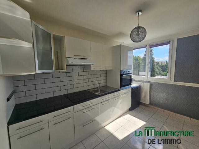 Appartement F3 64,94M2 Cave Saint Etienne Secteur La Métare