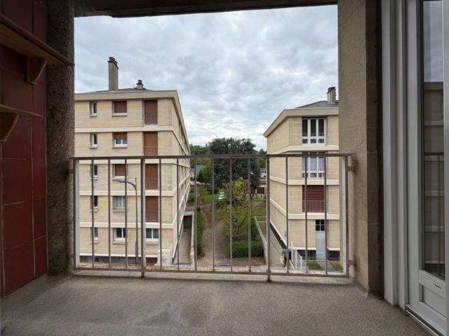 Appartement F3 72 m2 Centre ville Beauvais Dernier éta