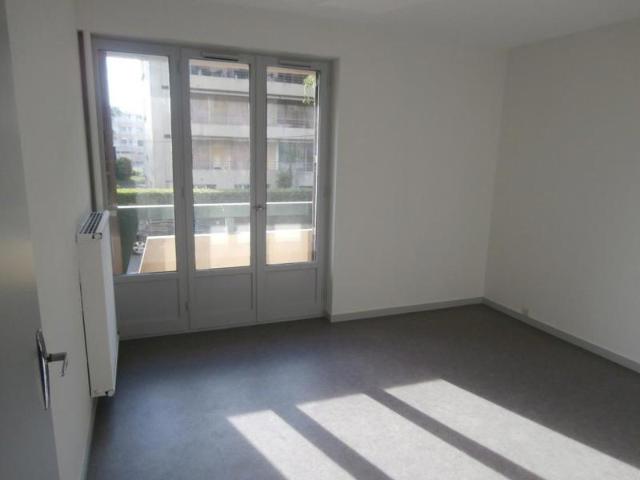 Appartement F3 vendu loué à TOURNON