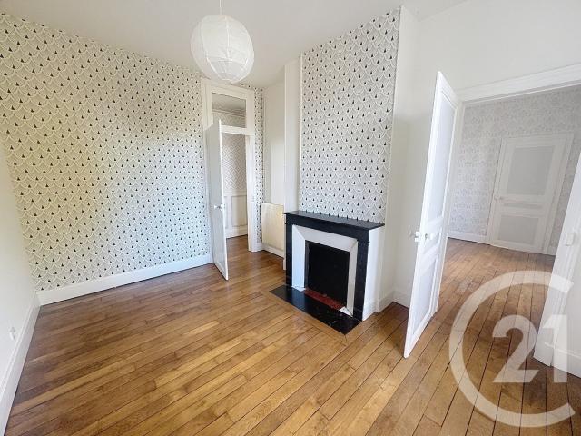 Appartement F3 à louer 3 pièces 80,77 m
