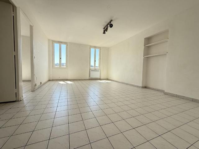 APPARTEMENT F3 AVEC CAVE