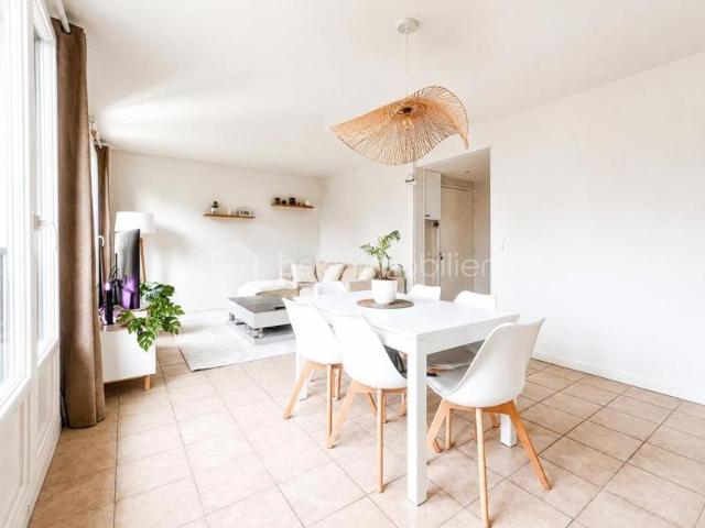 Appartement F3 de 63m² à Brie Comte Robert dans résidence verdoyante – 2 Chambres + Cave