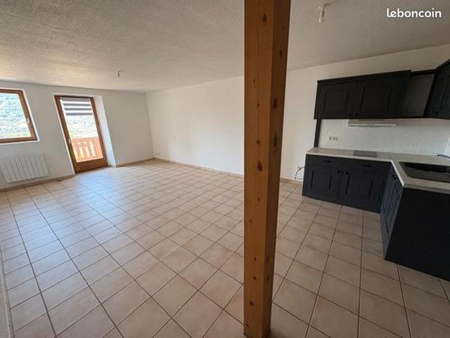 Appartement F3 duplex Passy 74190