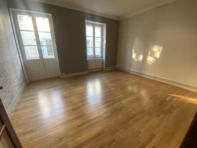 Appartement F3 en centre ville