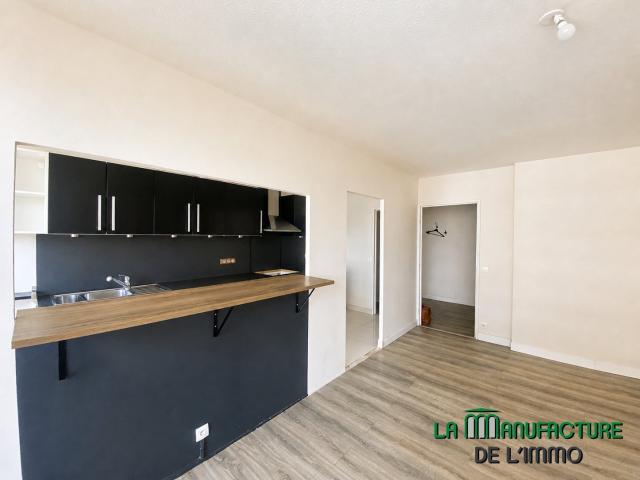 APPARTEMENT F3 LUMINEUX AVEC BALCON ET GARAGE / SAINT ETIENNE CENTRE 2