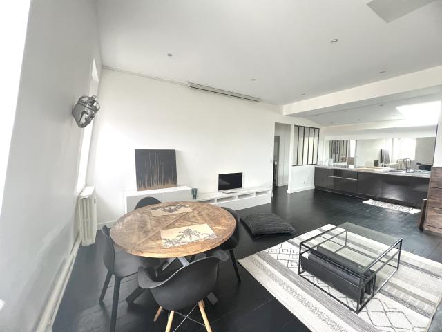 APPARTEMENT F3 PLACE DORIAN