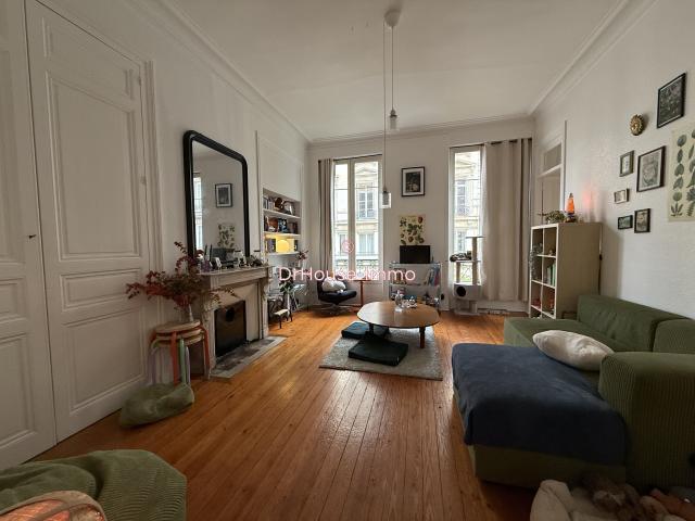 APPARTEMENT F3 PLACE DU VIEUX MARCHE