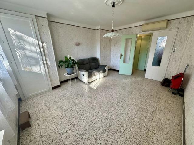 Appartement F3, rénové, premier étage, garage 20 m2