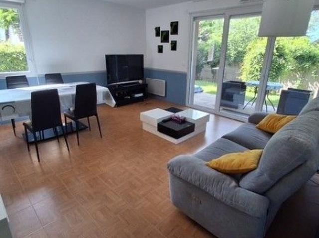 Appartement F3 rez de jardin avec emplacement park