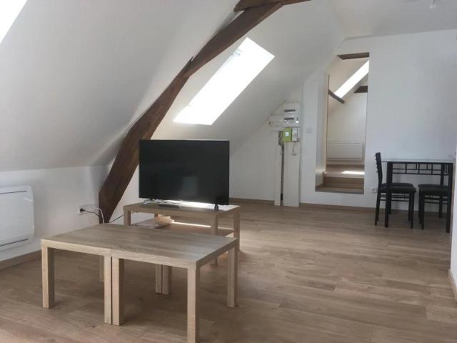 APPARTEMENT F3 SOUGY