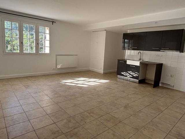 Appartement F3 St Martin des Champs 78790