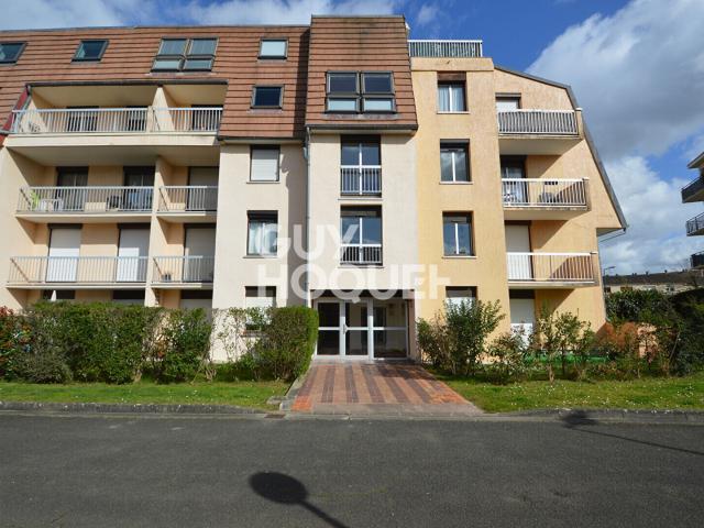 Appartement F1 30 m² en location à VILLEPREUX