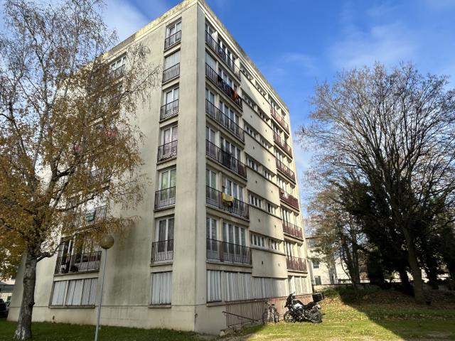 Appartement F1 Villiers le bel centre ville