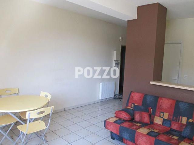 Appartement F1 en location centre ville de VIRE
