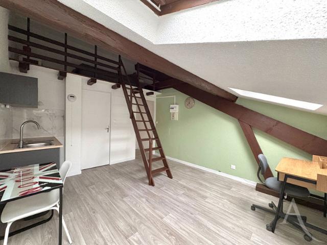 APPARTEMENT F1 MEUBLE METZ SAULCY