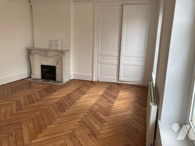 APPARTEMENT F1 RENOVE