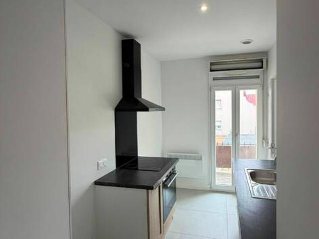 Appartement F1 rénové à louer Metz proche gare