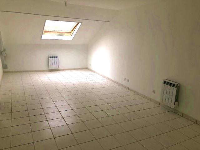 Appartement F1 rénové de 33.86 m2