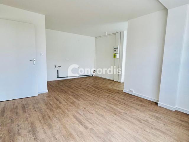 Appartement F2 40m² Cave Accès PMR !