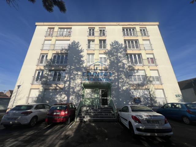 Appartement F2 40m² avec garage Résidence Le Guillaume TELL LURE 70200
