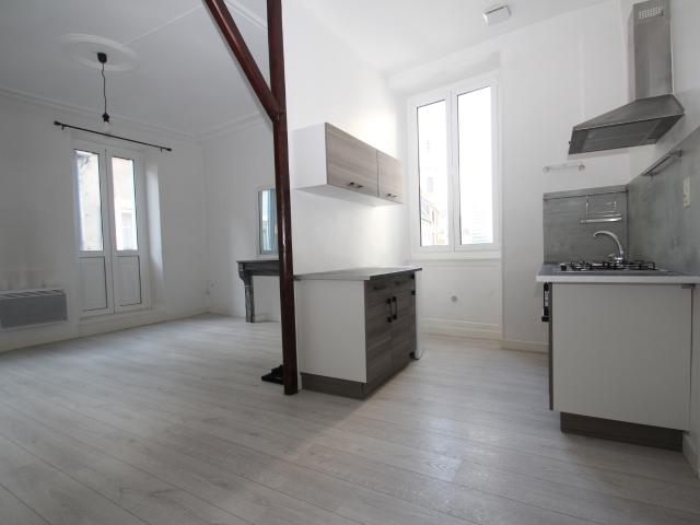 APPARTEMENT F2 54m2 DECIZE