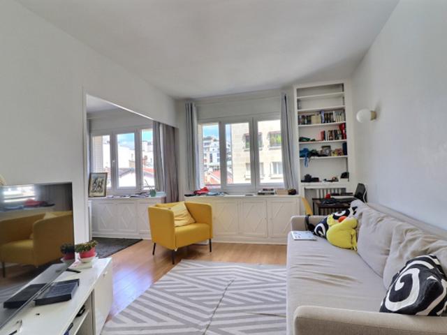 Appartement F2 30m² Paris 16ème + cave