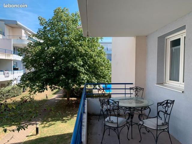 Appartement F2 avec balcon, parking et piscine Strasbourg Poterie