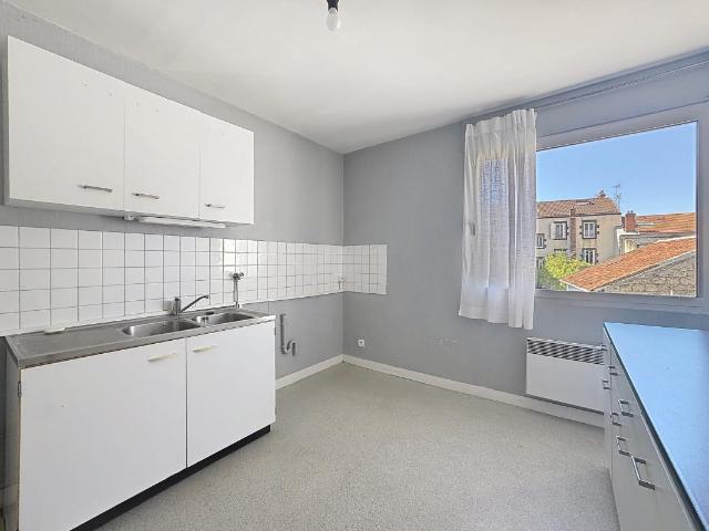 Appartement F2 avec garage SALINS