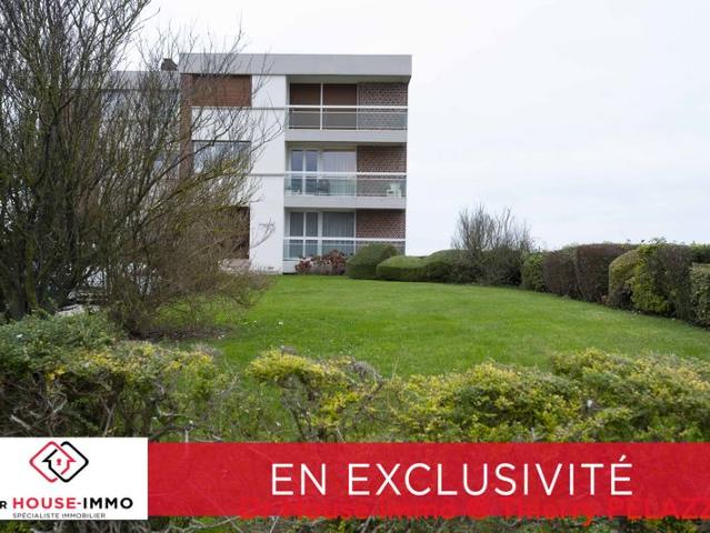 Appartement F2, avec balcon, emplacement de parking et cave